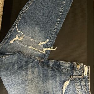 Zara ripped Jeans